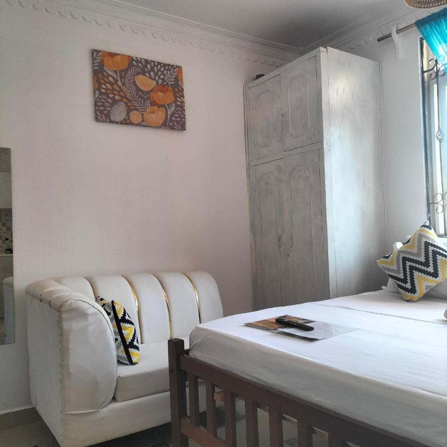 Luxurious Studio Apartments Mombasa Exterior foto