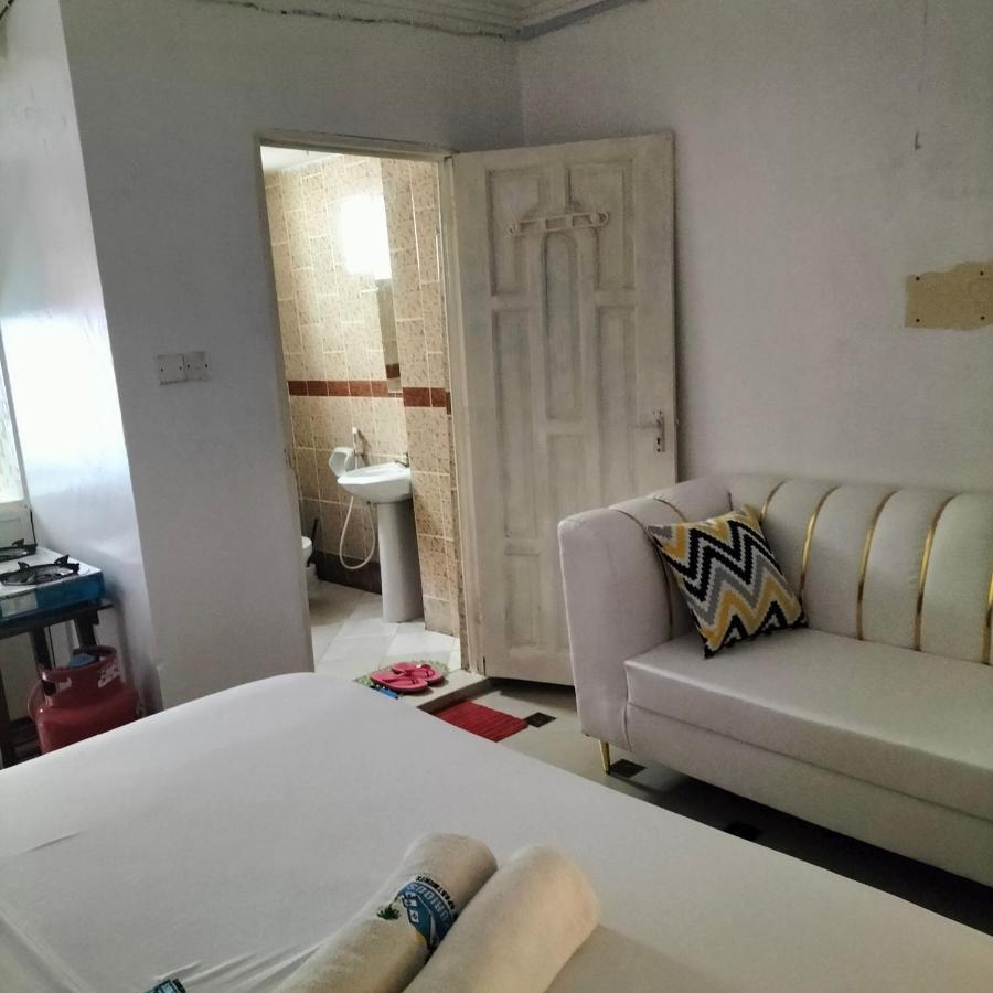 Luxurious Studio Apartments Mombasa Exterior foto