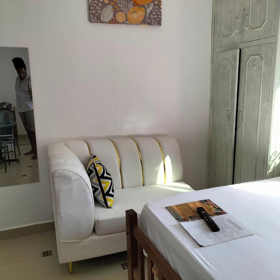 Luxurious Studio Apartments Mombasa Exterior foto